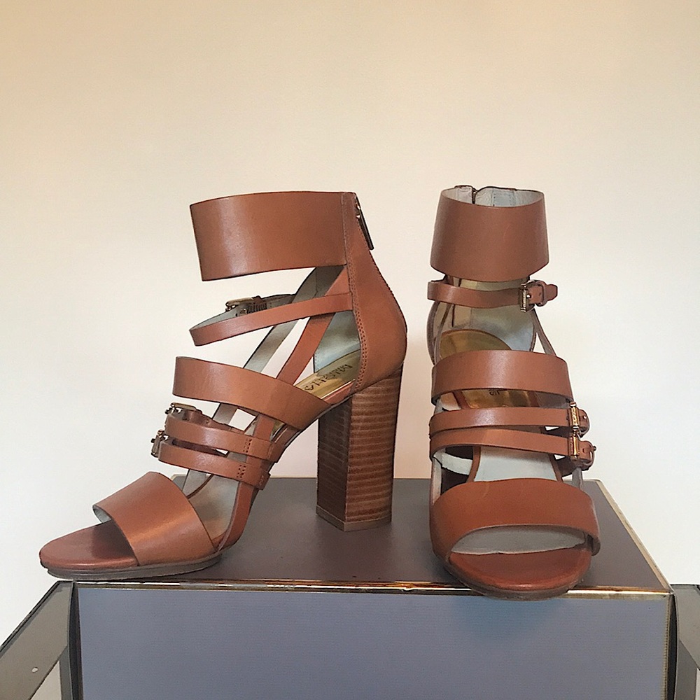 Michael Kors Chestnut Leather Sandals Size 7